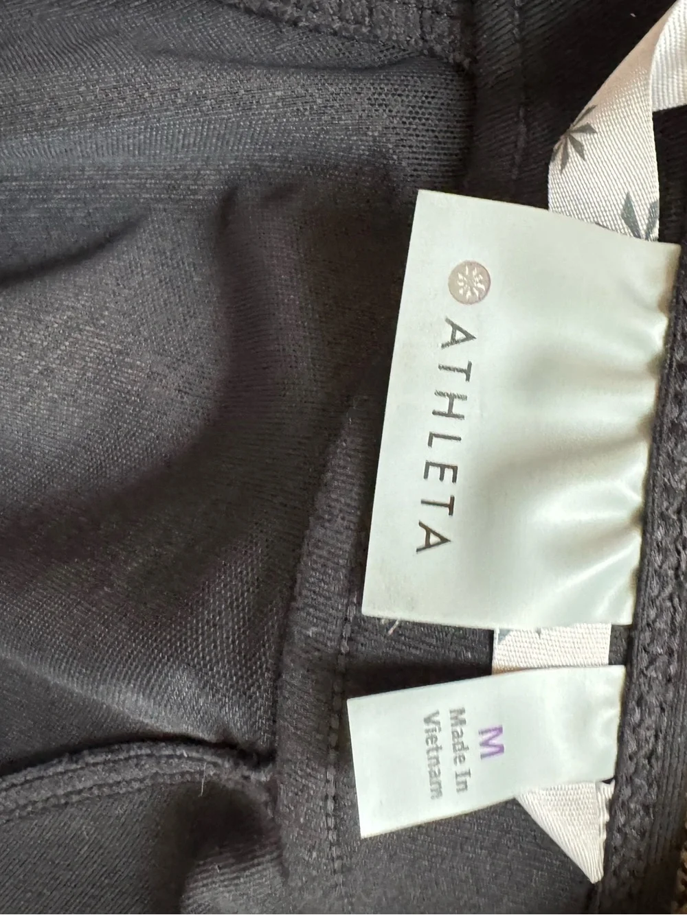 Athleta - Picture 9 of 10